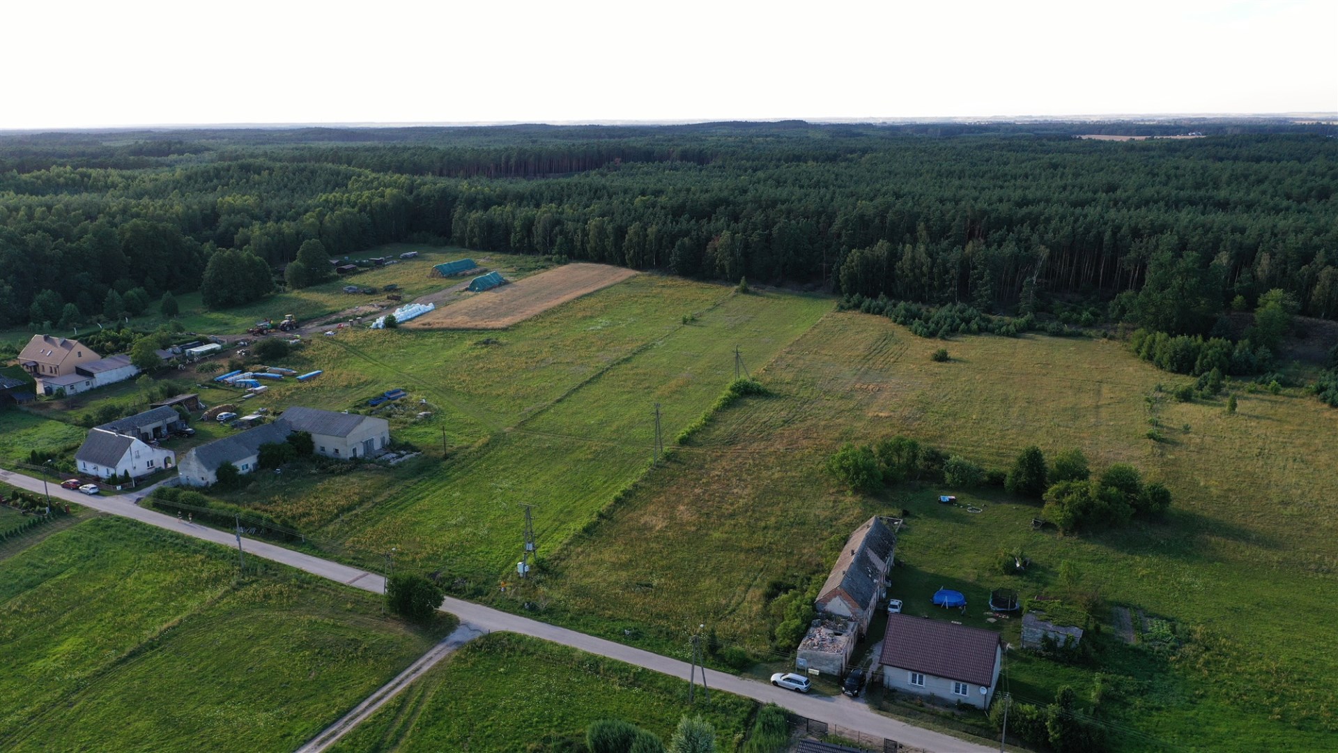 Działka na sprzedaż
